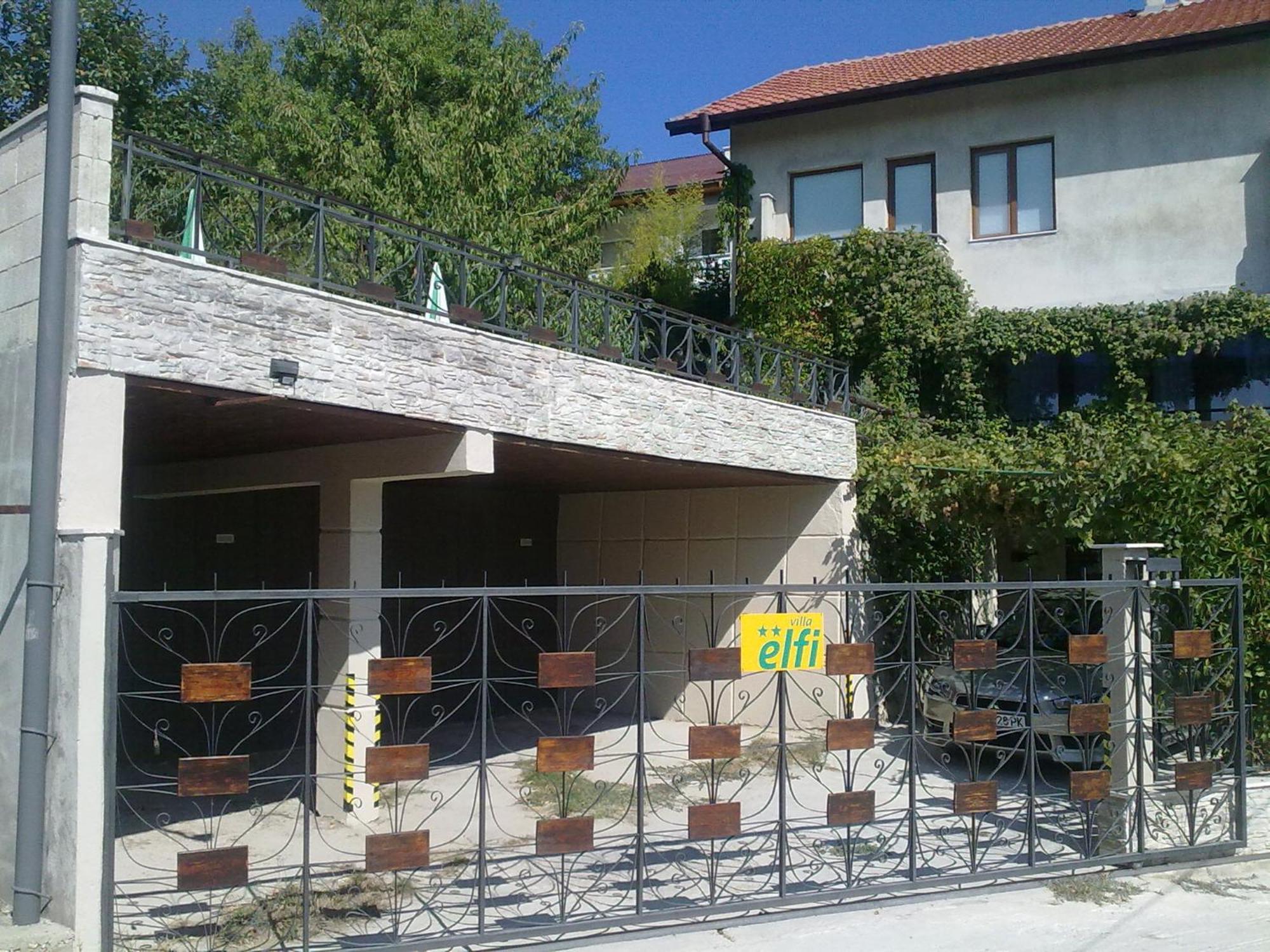 Villa Elfi Golden Sands Exterior photo