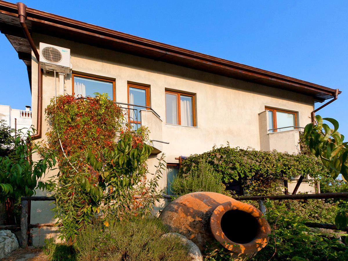 Villa Elfi Golden Sands Exterior photo